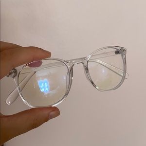 Clear blue light glasses never used